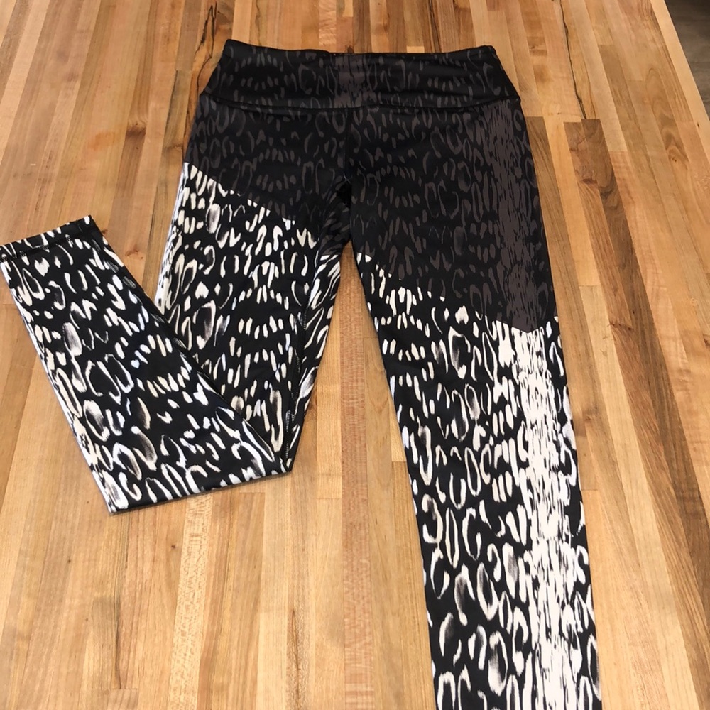 Victoria’s Secret Athletic Leggings